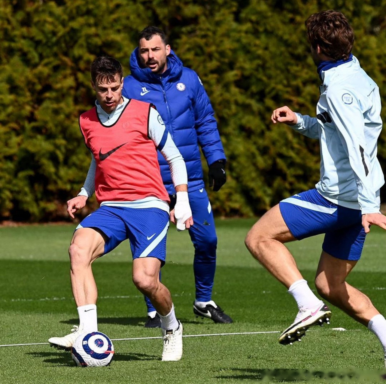 英雄联盟战争学院-今晨底特律活塞备战英超；内部沟通细节曝光；管理层满意；细节决定成败的简单介绍